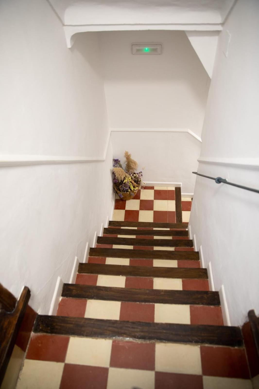Alojamiento La Escalera 阿尔哈马德格兰娜达 外观 照片